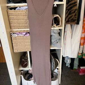 Elegant Brown Sleeveless Dress